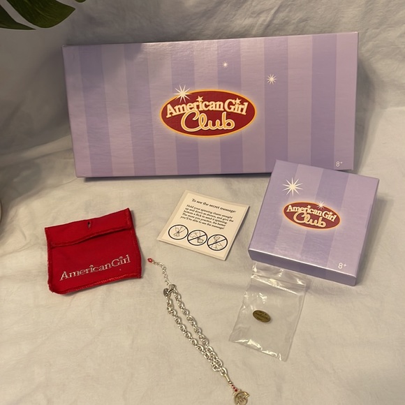 Authentic American Girl Club Bracelet with Hidden Message - Picture 2 of 3